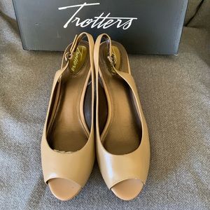 Womens Sandal Omega 3 Trotter Open Toe SlingBack 3” 7.5M NEW IN BOX Tan Platform